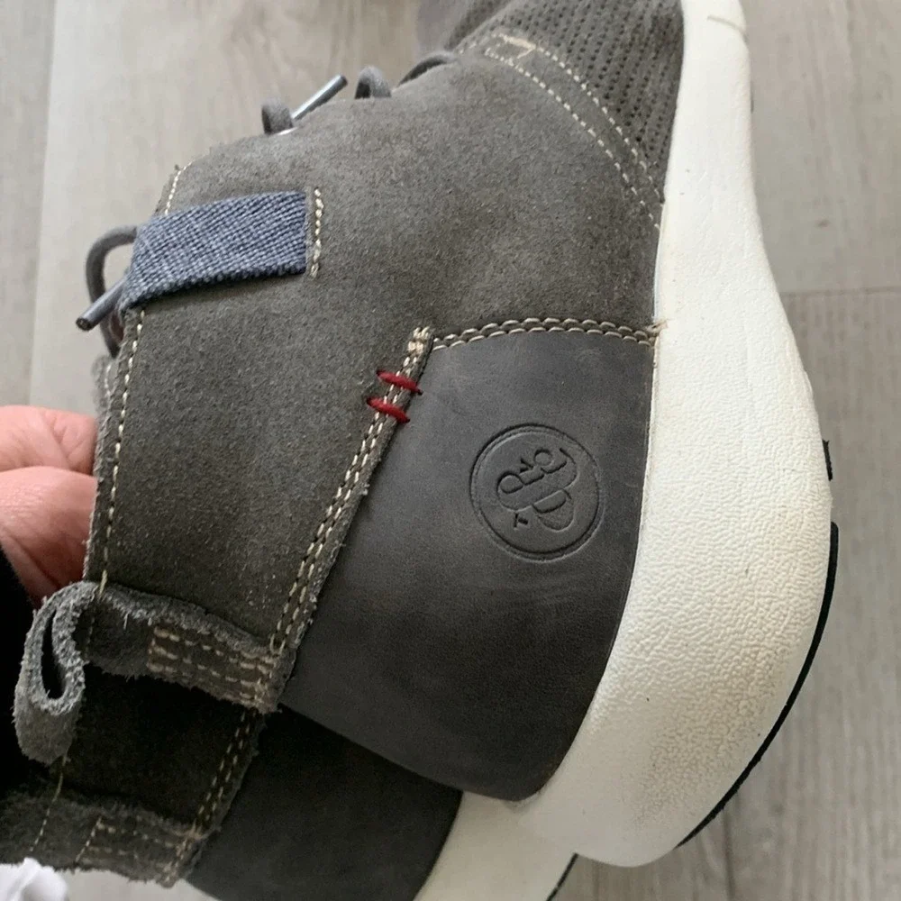 Thomas & Vine  Men's McCoy Chukka Boots - Grey‎ leather boots size 10.5 suede